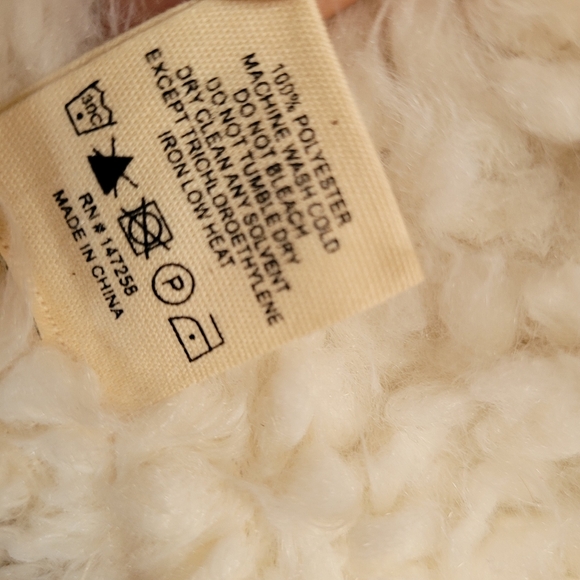 Simply Southern Reversible Cream Color Sherpa Vest Size Women's Small NEW - Picture 10 of 10